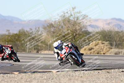 media/Dec-07-2025-CVMA (Sun) [[3e7d2de5dc]]/Race 12- Formula 40 MW and LW/